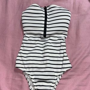 One Piece Striped Strapless Padded Swimsuit